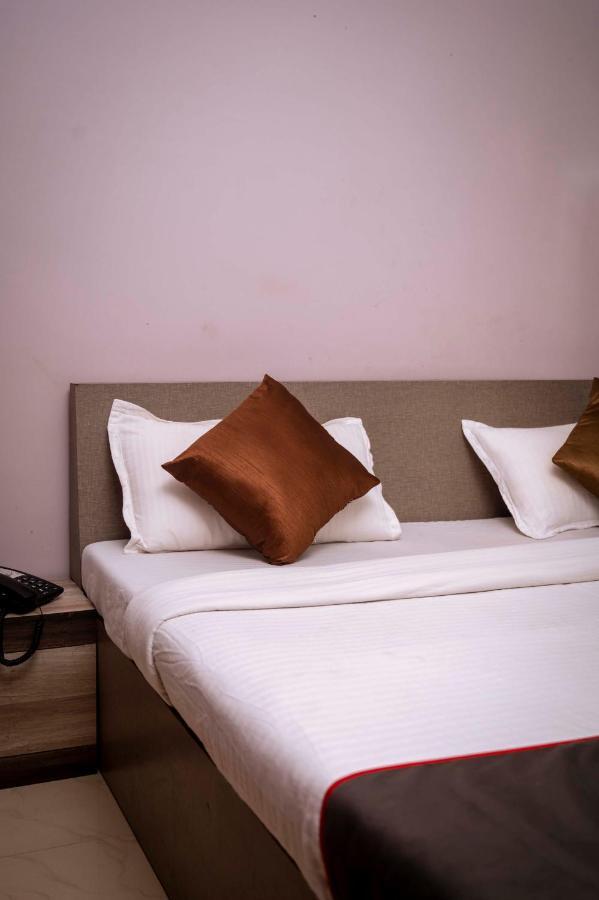 Gs Residency Hotell Guwahati Eksteriør bilde